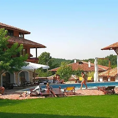 Izvora Complex 3*